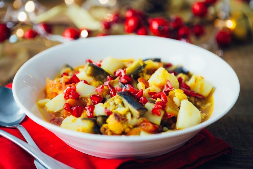 Seasonal Spuds_Vegan potato curry with aubergine and pomegranate